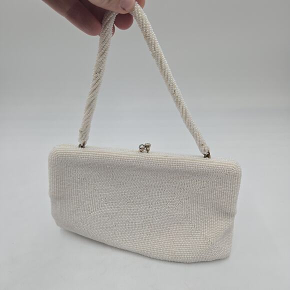 Vintage White Fully Beaded Clutch Purse 1960’s Voguemont Kisslock Bridal - Picture 4 of 8